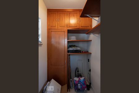 Apartamento para alugar com 163m², 4 quartos e 2 vagasQuarto de Serviço