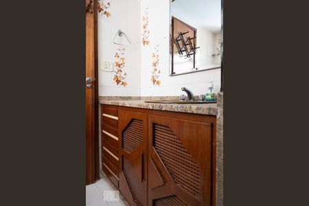 Apartamento para alugar com 163m², 4 quartos e 2 vagasBanheiro Suíte