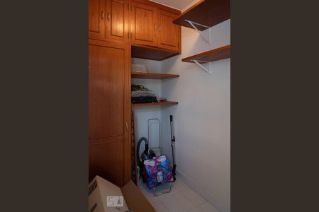Apartamento para alugar com 163m², 4 quartos e 2 vagasQuarto de Serviço