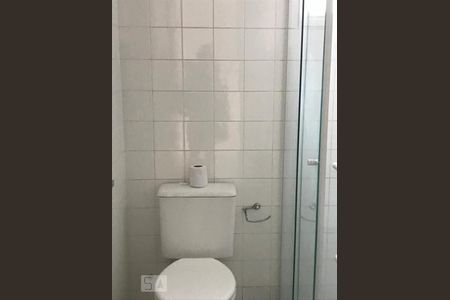 Apartamento à venda com 82m², 2 quartos e 1 vaga Apartamento à venda com 82m², 2 quartos e 1 vagaBanheiro