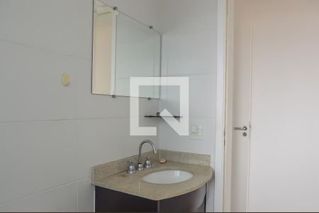 Apartamento à venda com 69m², 2 quartos e 2 vagasBanheiro da Suíte
