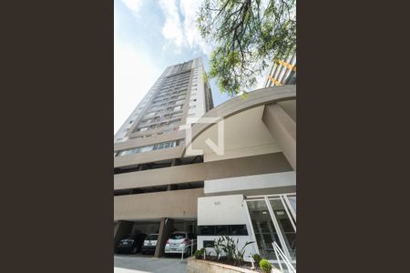 Apartamento à venda com 69m², 2 quartos e 2 vagasFachada e portaria