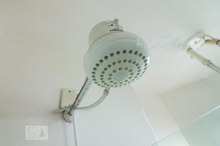 Chuveiro de kitnet/studio para alugar com 1 quarto, 29m² em Centro Histórico, Porto Alegre