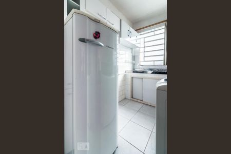 Cozinha de kitnet/studio para alugar com 1 quarto, 29m² em Centro Histórico, Porto Alegre