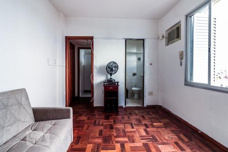 Sala - Quarto de kitnet/studio para alugar com 1 quarto, 29m² em Centro Histórico, Porto Alegre