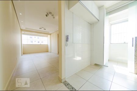 Apartamento para alugar com 2 quartos, 60m² em João Pinheiro, Belo Horizonte
