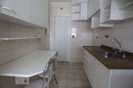 Apartamento para alugar com 70m², 3 quartos e 1 vagaCozinha
