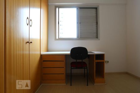 Quarto 1 de apartamento para alugar com 3 quartos, 70m² em Jardim Ester, São Paulo