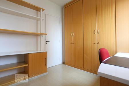 Quarto 1 de apartamento para alugar com 3 quartos, 70m² em Jardim Ester, São Paulo