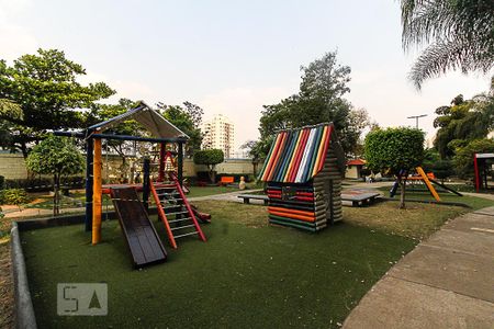 Apartamento para alugar com 60m², 2 quartos e 1 vaga Apartamento para alugar com 60m², 2 quartos e 1 vagaÁrea Comum - Playground