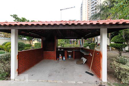 Apartamento para alugar com 60m², 2 quartos e 1 vaga Apartamento para alugar com 60m², 2 quartos e 1 vagaÁrea comum - Churrasqueira
