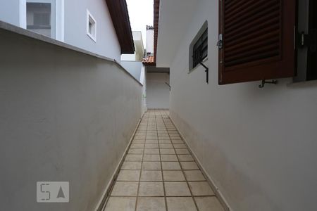 Casa para alugar com 200m², 3 quartos e 4 vagasCorredor Lateral