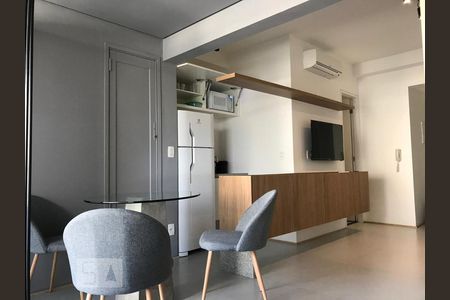 Sala de kitnet/studio à venda com 1 quarto, 40m² em Vila Olímpia, São Paulo
