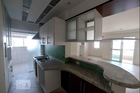Apartamento à venda com 92m², 2 quartos e 2 vagasCozinha