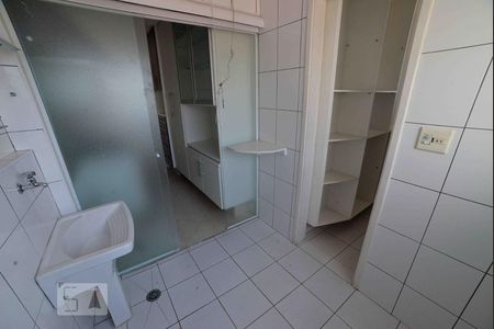 Apartamento à venda com 92m², 2 quartos e 2 vagasArea de Serviço