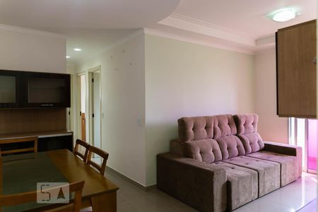 Sala de apartamento para alugar com 3 quartos, 70m² em Vila Moinho Velho, São Paulo