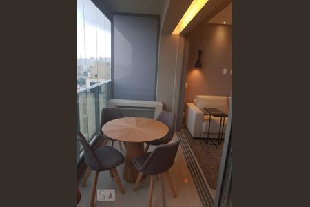 Varanda de kitnet/studio para alugar com 1 quarto, 36m² em Pinheiros, São Paulo