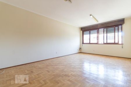 Sala de casa para alugar com 4 quartos, 150m² em Jardim Itu-sabará, Porto Alegre