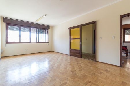 Sala de casa para alugar com 4 quartos, 150m² em Jardim Itu-sabará, Porto Alegre