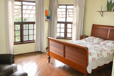 Casa à venda com 320m², 4 quartos e 4 vagasQuarto 4