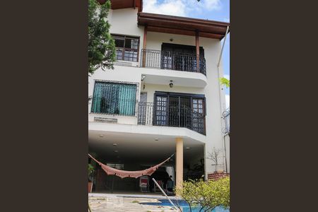 Casa à venda com 320m², 4 quartos e 4 vagasQuintal