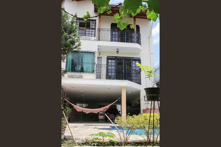 Casa à venda com 320m², 4 quartos e 4 vagasQuintal 