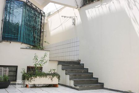 Casa à venda com 320m², 4 quartos e 4 vagasQuintal 