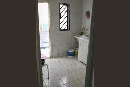 Casa à venda com 320m², 4 quartos e 4 vagasÁrea de Serviço