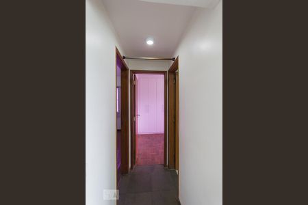 Apartamento à venda com 76m², 2 quartos e 1 vagaCorredor