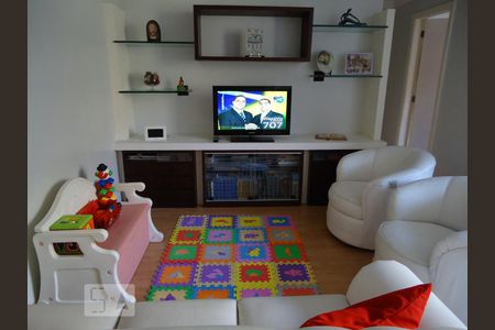 Sala de apartamento à venda com 2 quartos, 50m² em Engenhoca, Niterói
