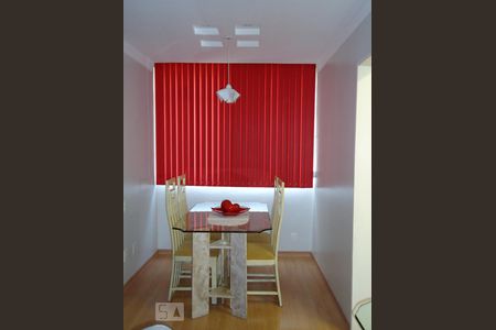 Sala de apartamento à venda com 2 quartos, 50m² em Engenhoca, Niterói