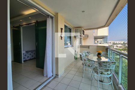 Apartamento para alugar com 70m², 2 quartos e 1 vaga Apartamento para alugar com 70m², 2 quartos e 1 vagaVaranda