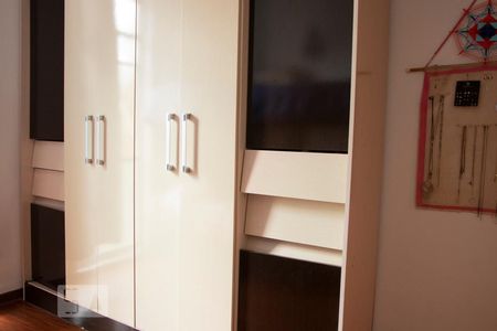 Apartamento à venda com 60m², 2 quartos e 1 vagaDormitório - Armário