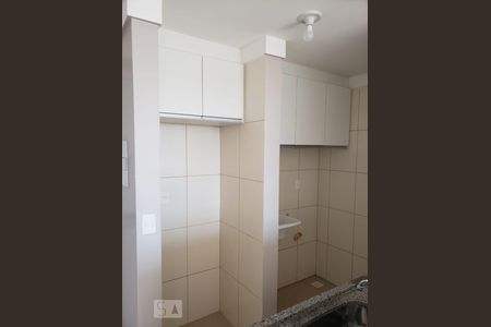 Cozinha de apartamento para alugar com 1 quarto, 36m² em Csg 13, Brasília