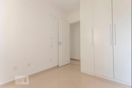 Quarto 1 de apartamento para alugar com 2 quartos, 47m² em Vila Siqueira, São Paulo