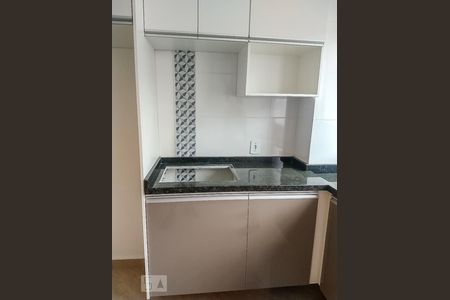 Cozinha de apartamento para alugar com 2 quartos, 50m² em Penha de França, São Paulo