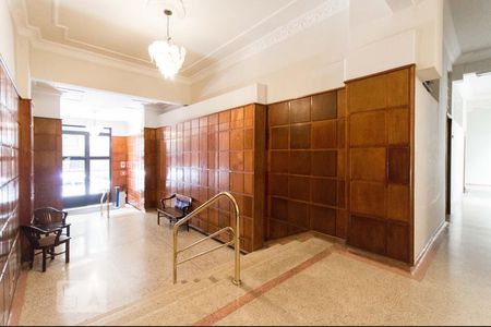 Apartamento à venda com 100m², 3 quartos e sem vaga Apartamento à venda com 100m², 3 quartos e sem vagaHall social