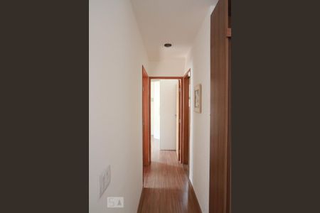 Apartamento para alugar com 57m², 2 quartos e 1 vaga Apartamento para alugar com 57m², 2 quartos e 1 vagaCorredor