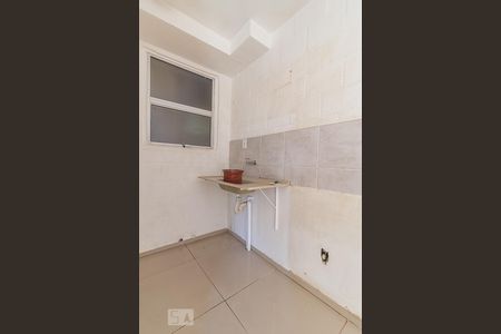 Cozinha de apartamento à venda com 2 quartos, 40m² em Mário Quintana, Porto Alegre
