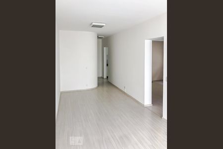 Sala de apartamento para alugar com 2 quartos, 70m² em Consolação, São Paulo