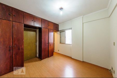 Quarto  de apartamento à venda com 1 quarto, 65m² em Centro, Campinas