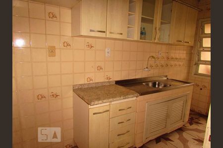 Cozinha de apartamento à venda com 1 quarto, 45m² em Santa Maria Goretti, Porto Alegre