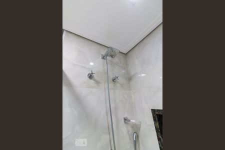 Apartamento à venda com 100m², 3 quartos e 2 vagasBanheiro social - chuveiro