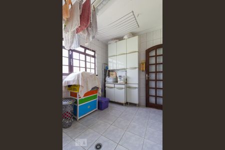 Casa à venda com 300m², 3 quartos e 6 vagasÁrea de Serviço