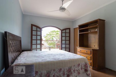 Casa à venda com 300m², 3 quartos e 6 vagasSuíte