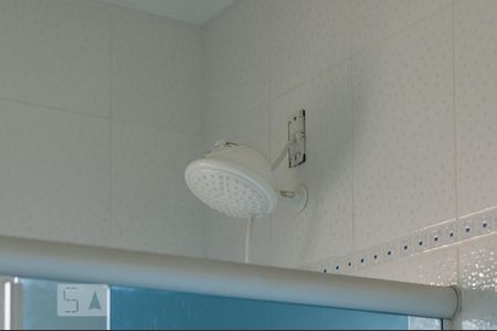 Casa à venda com 300m², 3 quartos e 6 vagasChuveiro