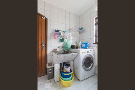 Casa à venda com 300m², 3 quartos e 6 vagasÁrea de Serviço