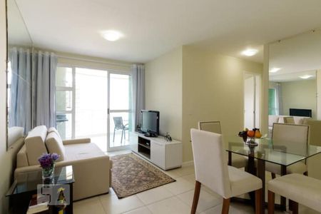 Sala de apartamento à venda com 2 quartos, 70m² em Recreio dos Bandeirantes, Rio de Janeiro