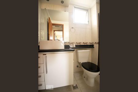 banheiro de apartamento para alugar com 3 quartos, 75m² em Jardim Antonio Von Zuben, Campinas