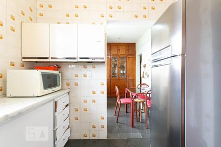 Cozinha de apartamento à venda com 3 quartos, 88m² em Jardim America, Belo Horizonte